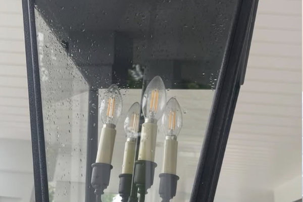 light-fixture-cleaning